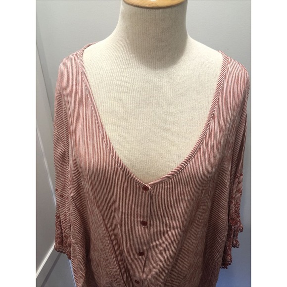 Dylan Ryan Top Womens Size 3x Short Sleeve Boho Button Up Tie Front Embroidered - Picture 3 of 8